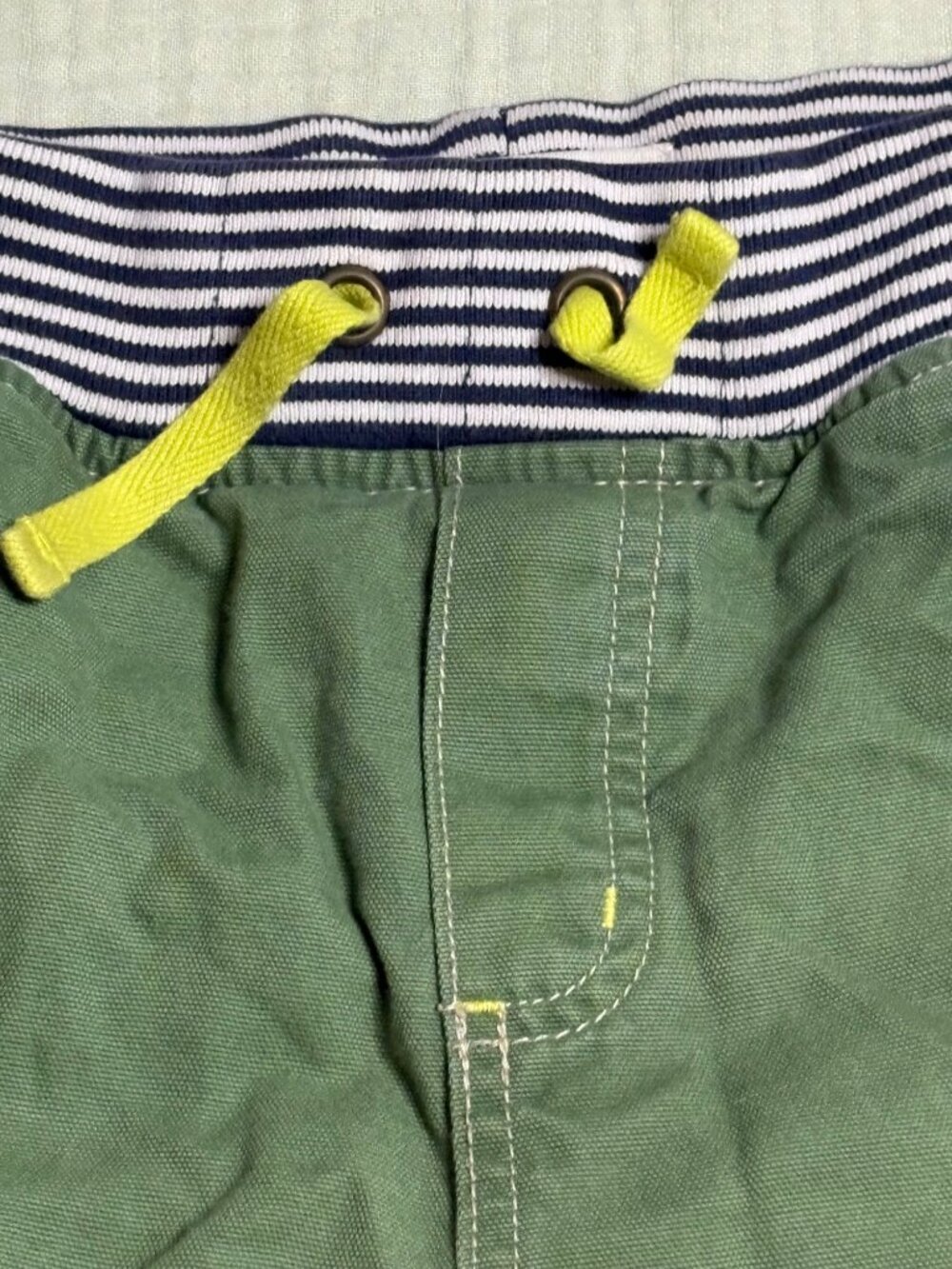 Mini Boden Boys Green Cargo Pants With Striped Elastic Waistband & Yellow Drawst - Picture 3 of 7